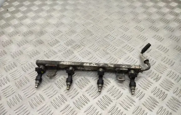 Nissan Qashqai Fuel injectors set 