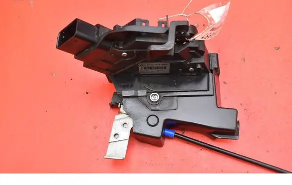 Ford Mondeo MK IV Front door lock 6M2AR21813EC
