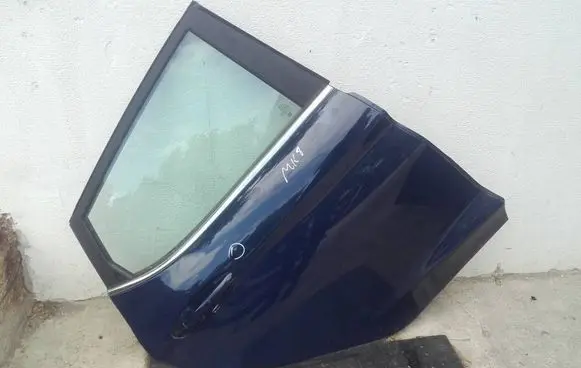 Ford Fiesta Rear door