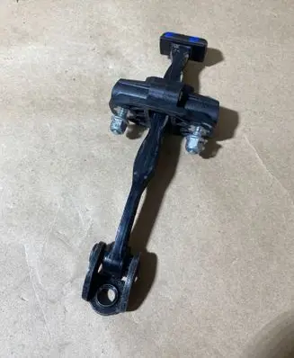 Ford Focus Front door check strap stopper A23500AA
