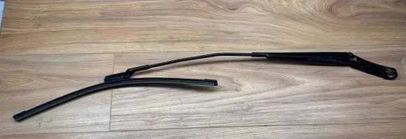 Volkswagen Jetta V Windshield/front glass wiper blade 1K5955410B