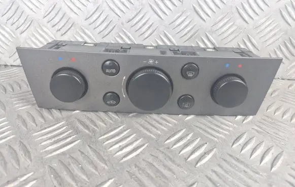 Opel Vectra C Climate control unit 13138196 69560002 ECC3200