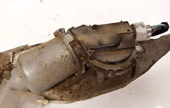 Mazda CX-7 Wiper motor 1593001260