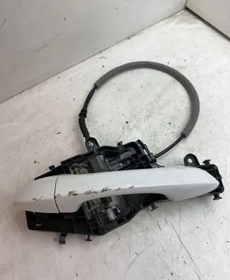 Volkswagen Touran III Rear door exterior handle 510837811A