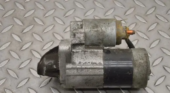 Mazda 3 II Starter motor M000T89281