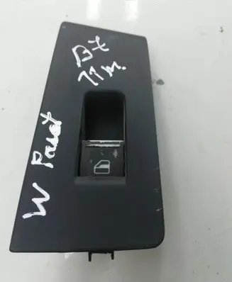 Volkswagen PASSAT B7 Electric window control switch 3AA868749