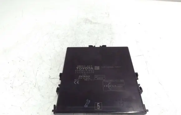 Toyota Prius (XW50) Keyless (KESSY) go control unit/module 8999047032 2329008530