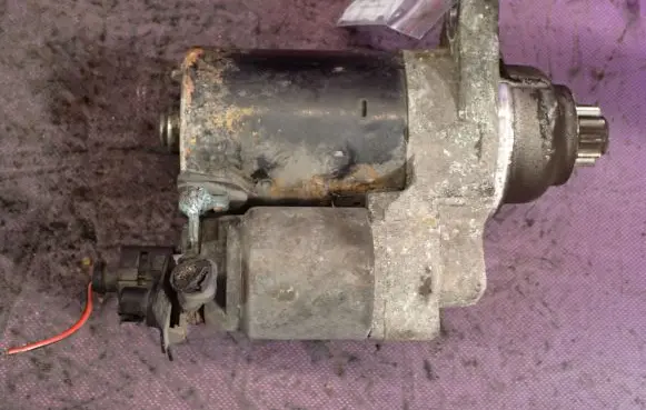 Skoda Fabia Mk1 (6Y) Starter motor 0001120408