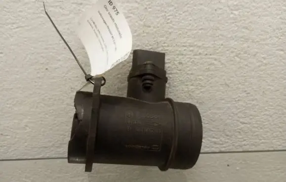 Audi A4 S4 B5 8D Mass air flow meter 0281002463