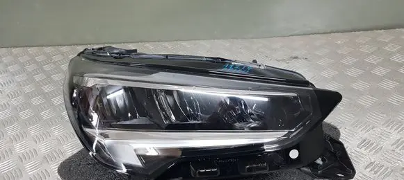 Opel Corsa F Headlight/headlamp 354261827