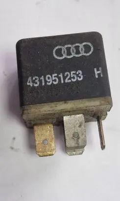Audi A4 S4 B7 8E 8H Other relay 431951253