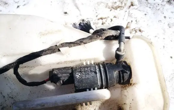 BMW 5 F10 F11 Windscreen/windshield washer pump 6712693416001