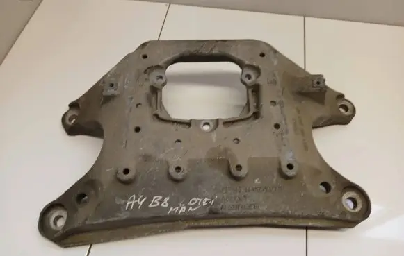 Audi A4 S4 B8 8K Gearbox mounting bracket 8K0399263AF