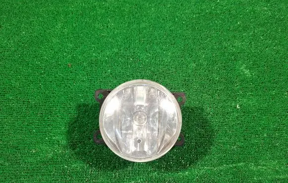 Peugeot 208 I Front fog light 9675450980