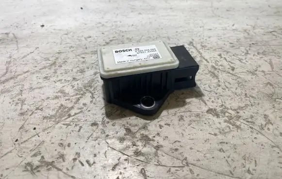 Nissan Qashqai ESP acceleration yaw rate sensor 47931JD00A 7004486 0265005665