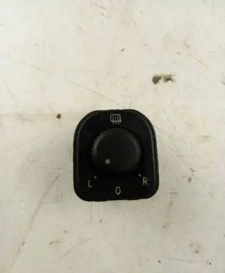 Volkswagen PASSAT B6 Wing mirror switch 1K0959565H 037701S