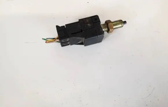 Brake pedal sensor switch