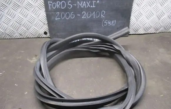Ford S-MAX Front door rubber seal 