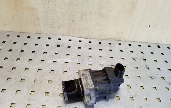 Opel Insignia A EGR valve 55566062