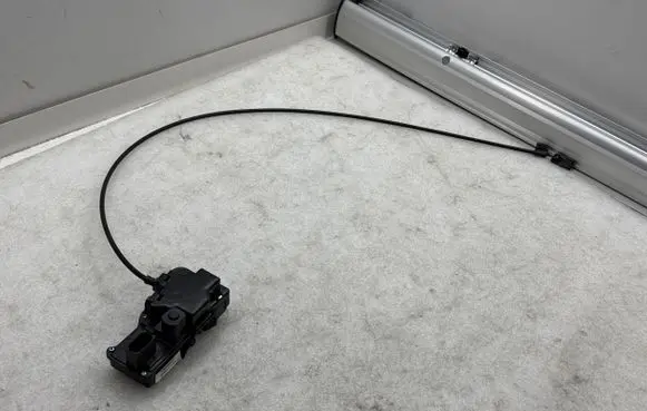 Tesla Model S Rear door lock 600891100D