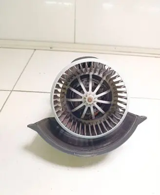 Volkswagen Amarok Heater fan/blower 2H1820021A 17771BA11