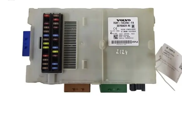 Volvo V70 Fuse module 7G9T14C256FA 30765624