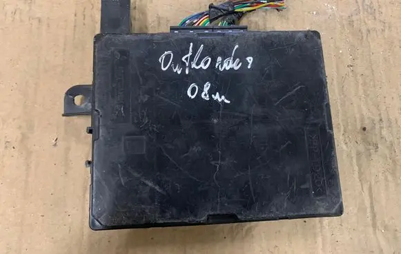 Mitsubishi Outlander Fan control module 7820A055 CAB501A065A