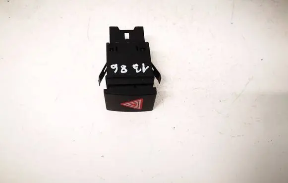 Volkswagen Polo IV 9N3 Hazard light switch 6Q0953235A