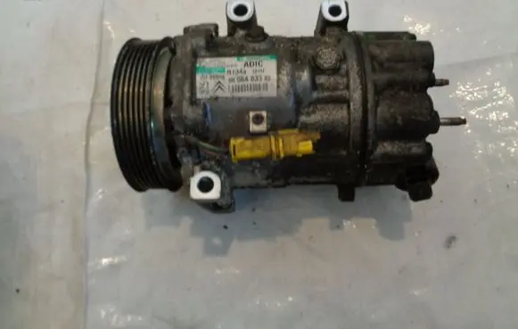 Citroen C4 II Picasso Air conditioning (A/C) compressor (pump) 9656483380