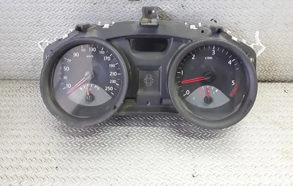 Renault Megane II Speedometer (instrument cluster) 8200399693