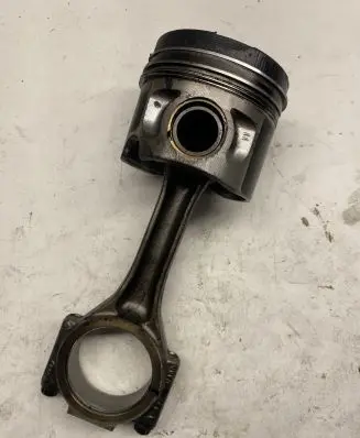 Piston