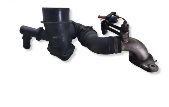 Nissan X-Trail T32 Turbo air intake inlet pipe/hose 1243227S03
