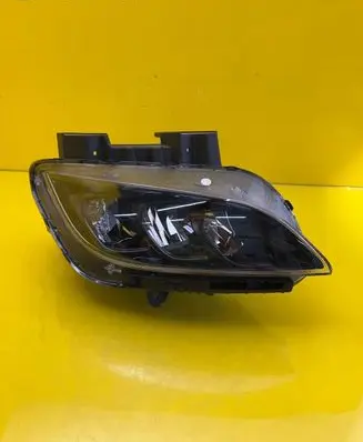 Hyundai Kona I Headlight/headlamp 92102J9630