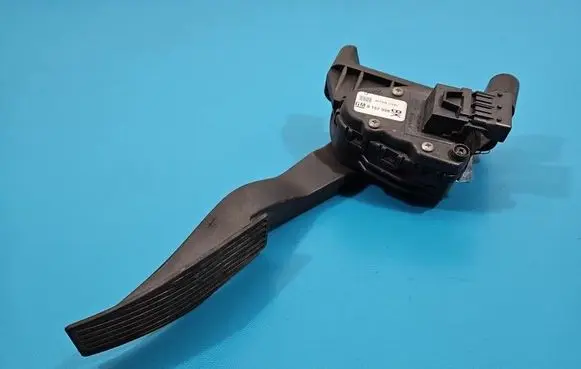 Opel Astra H Accelerator throttle pedal 9157998 IMPRK1536285