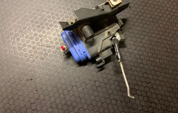 Audi A8 S8 D2 4D Rear door lock 4D0839016D
