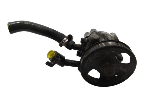 Nissan Qashqai Power steering pump 
