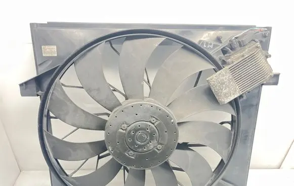 Mercedes-Benz ML W163 Electric radiator cooling fan A1635000293