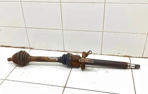 Volvo C30 Front driveshaft