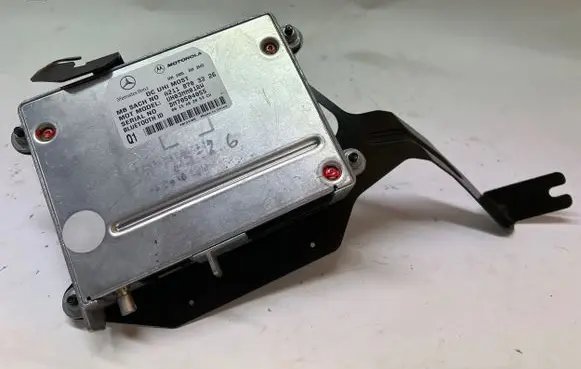 Mercedes-Benz C W203 Bluetooth control unit module A2118703226 UH03MM01RW DM70504055