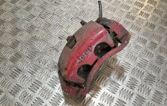 Jeep Grand Cherokee (WK) Front brake caliper