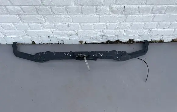 Citroen C4 I Picasso Top upper radiator support slam panel