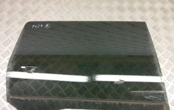 Mitsubishi Outlander Rear door window glass 43R00150