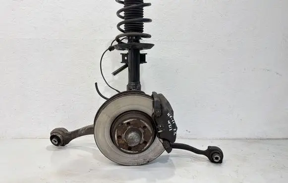 Mercedes-Benz E W212 Front wheel hub spindle knuckle A2123322301 A2123320700 A2123302711