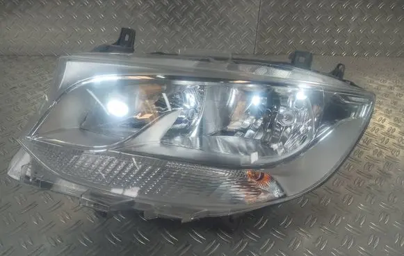 Mercedes-Benz Sprinter W907 W910 Headlight/headlamp