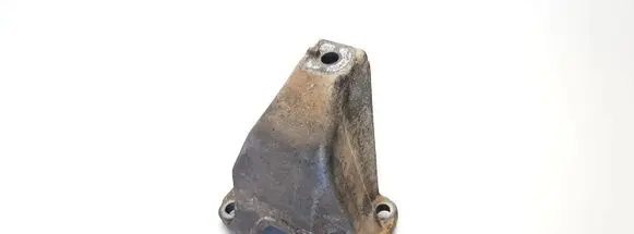Volkswagen PASSAT B5 Gearbox mounting bracket 8D0399113AB