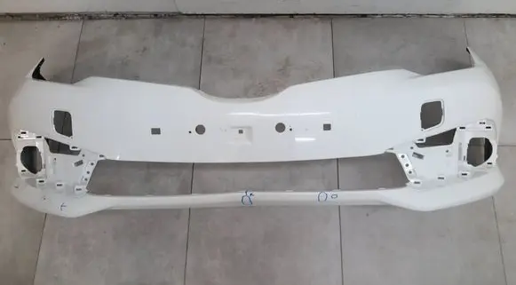 Toyota Auris E180 Front bumper 5211902K40