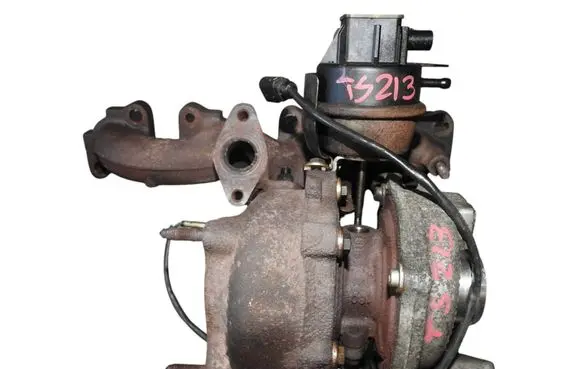 Audi A4 S4 B8 8K Turbo 03L145702D