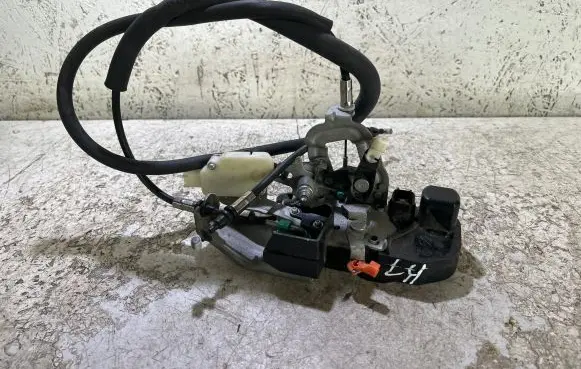 Dodge Challenger Front door lock
