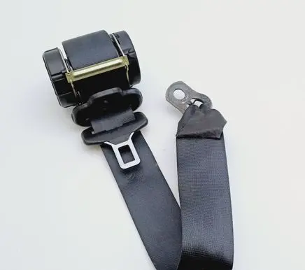 Rear seatbelt
