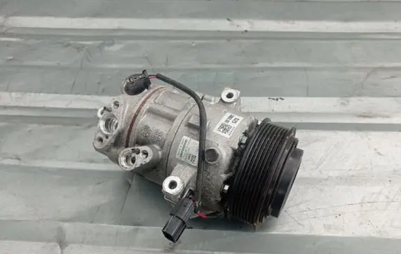 Hyundai Tucson IV NX4 Air conditioning (A/C) compressor (pump) 97701N7250